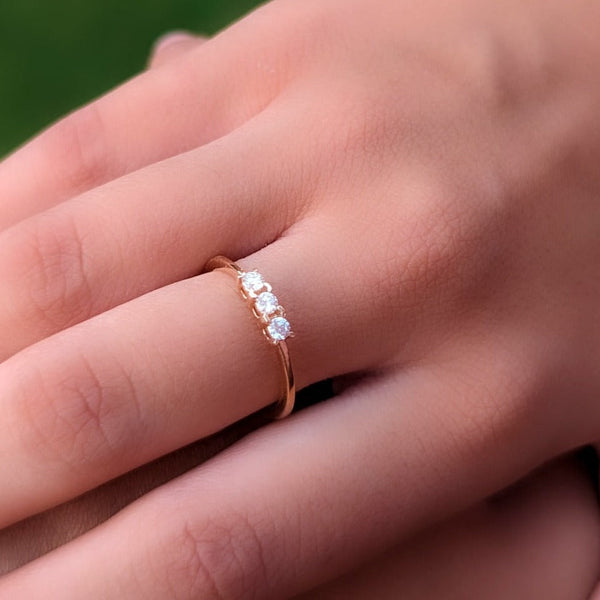 Simple Triple Diamonds Ring in 18K Rose Gold - S-R209SD