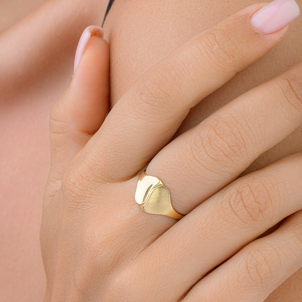 Simple Beautiful Gold Ring - K-R204GT/C