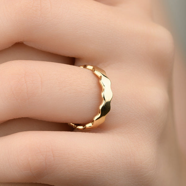 18K Irregular Gold Ring - K-W007G/WG