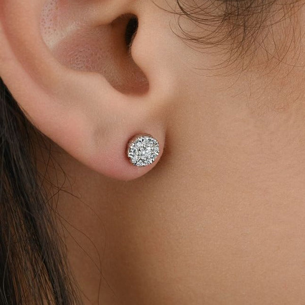 Classic Diamond Stud in 18k White gold - S-E241S