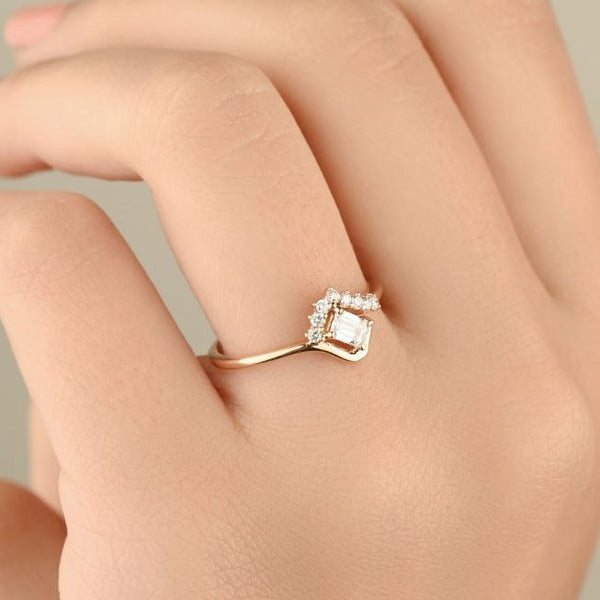 Statement ring featuring a bold square diamond design - S-R341X