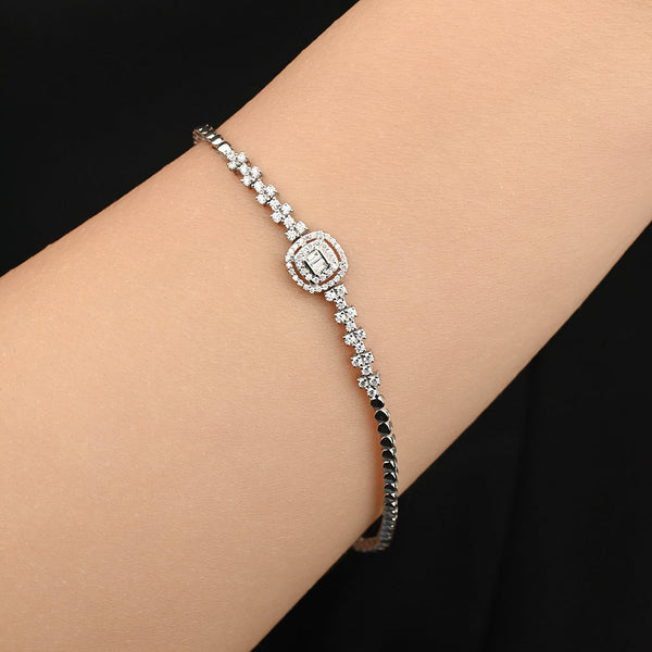 Multi Diamonds Beautiful Bracelet in 18k White gold - S-X113B