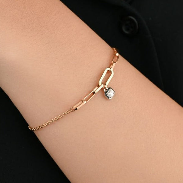 Timeless Irregular Gold Bracelet With a Diamond Shaped Piece - S-X121B