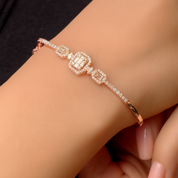 Diamond-Bangle-18K-GOLD-SIRAN-BY-IRAM